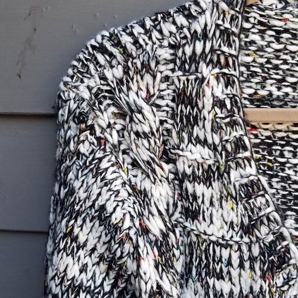 Sage & Flower Clothing Open Front Knit Cardigan with Fringe size L/XL - Picture 9 of 10